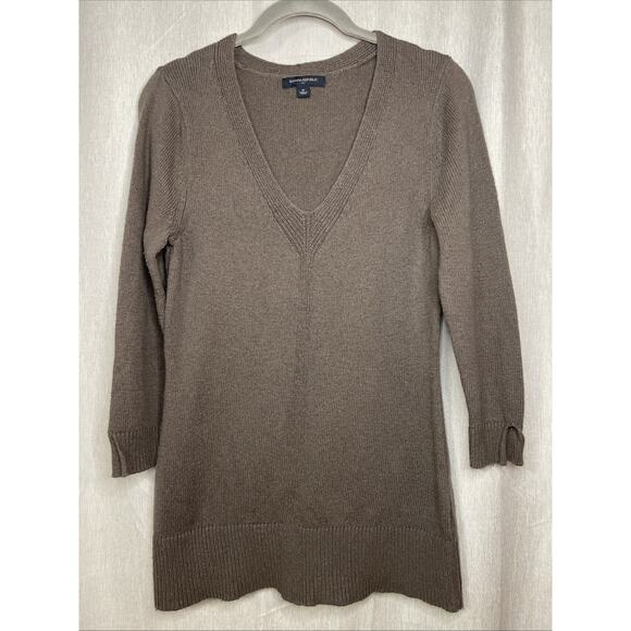 Banana Republic- Women’s Sz Medium V-neck Wool & Cotton Blend Sweater - Brown - Picture 1 of 7